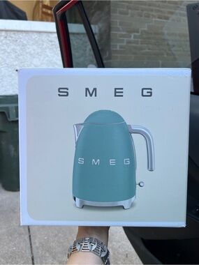 SMEG Electric Kettle